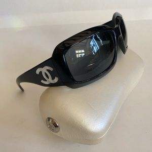 CHANEL Mother of Pearl Black Acetate Square Sunglasses & Case